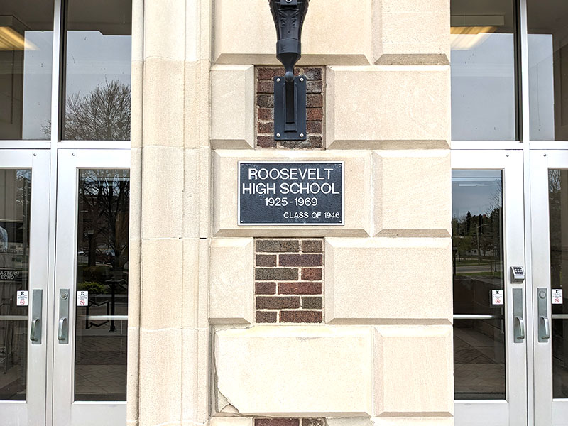 Photo of Roosevelt High School plaque on former Roosevelt High